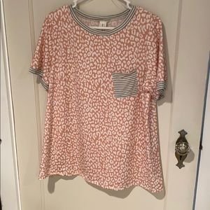 Now N Forever 1X blouse pink and grey